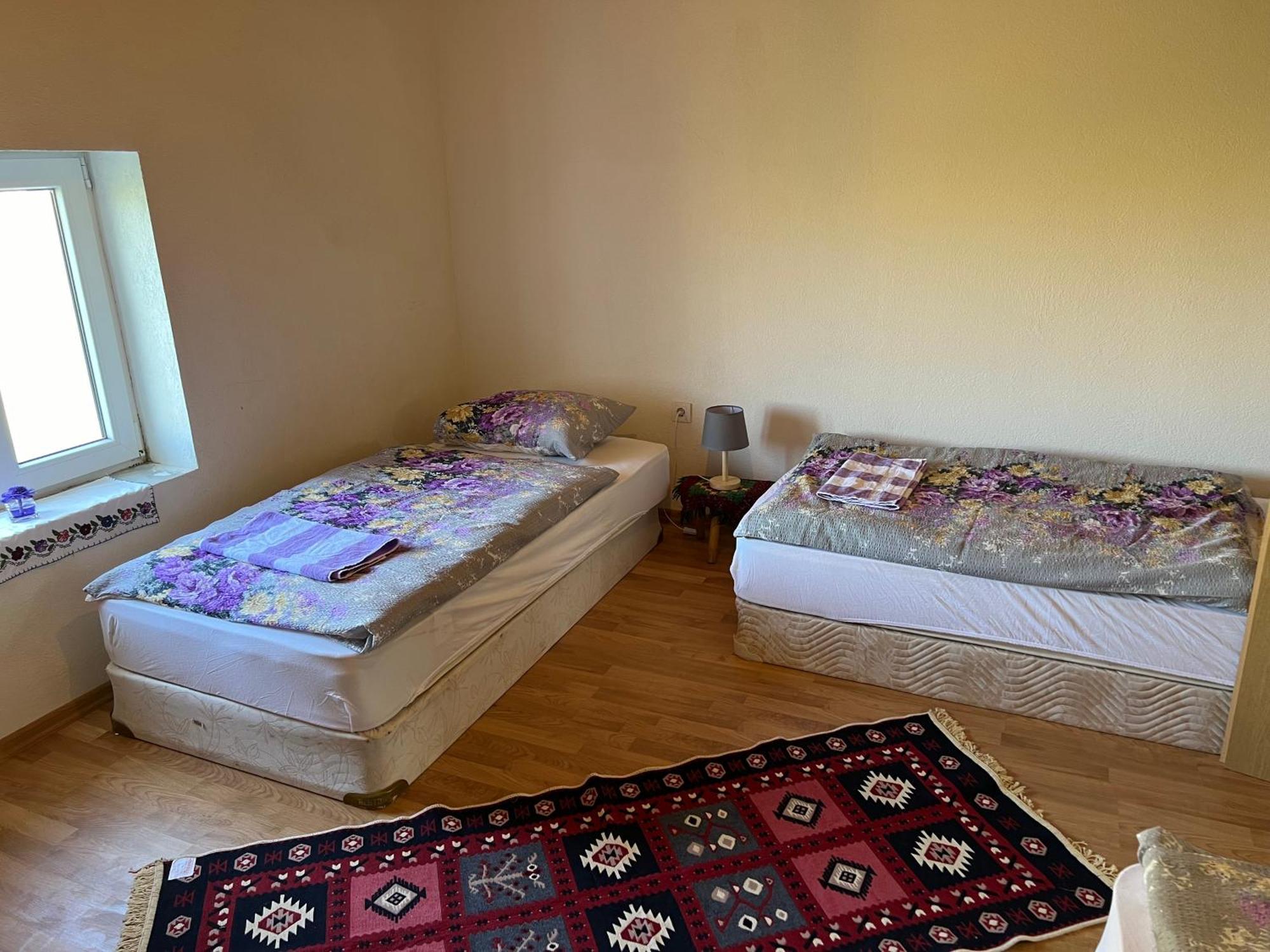 Kod Kapetana Tea Bed & Breakfast Gornji Lukomir ภายนอก รูปภาพ