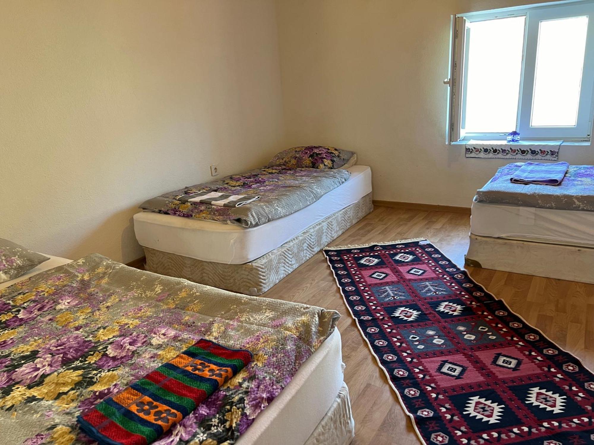 Kod Kapetana Tea Bed & Breakfast Gornji Lukomir ภายนอก รูปภาพ
